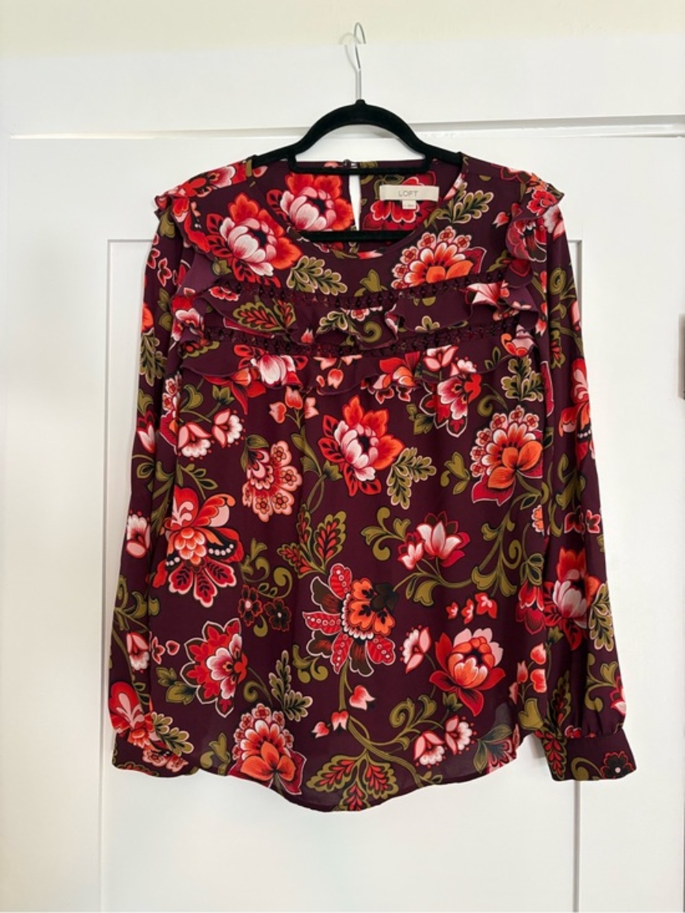LOFT Ruffle Neck Floral Paisley Long Sleeve Blouse Burgundy Maroon M